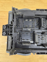 2007-2009 Chevrolet Silverado / GMC Sierra 1500 2500 3500 Engine Bay Fuse Box