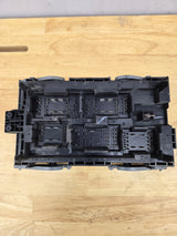 2007-2009 Chevrolet Silverado / GMC Sierra 1500 2500 3500 Engine Bay Fuse Box