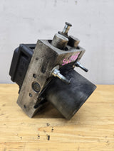 2008-2009 Chevrolet Silverado / GMC Sierra 1500 ABS Pump Module Control Assembly