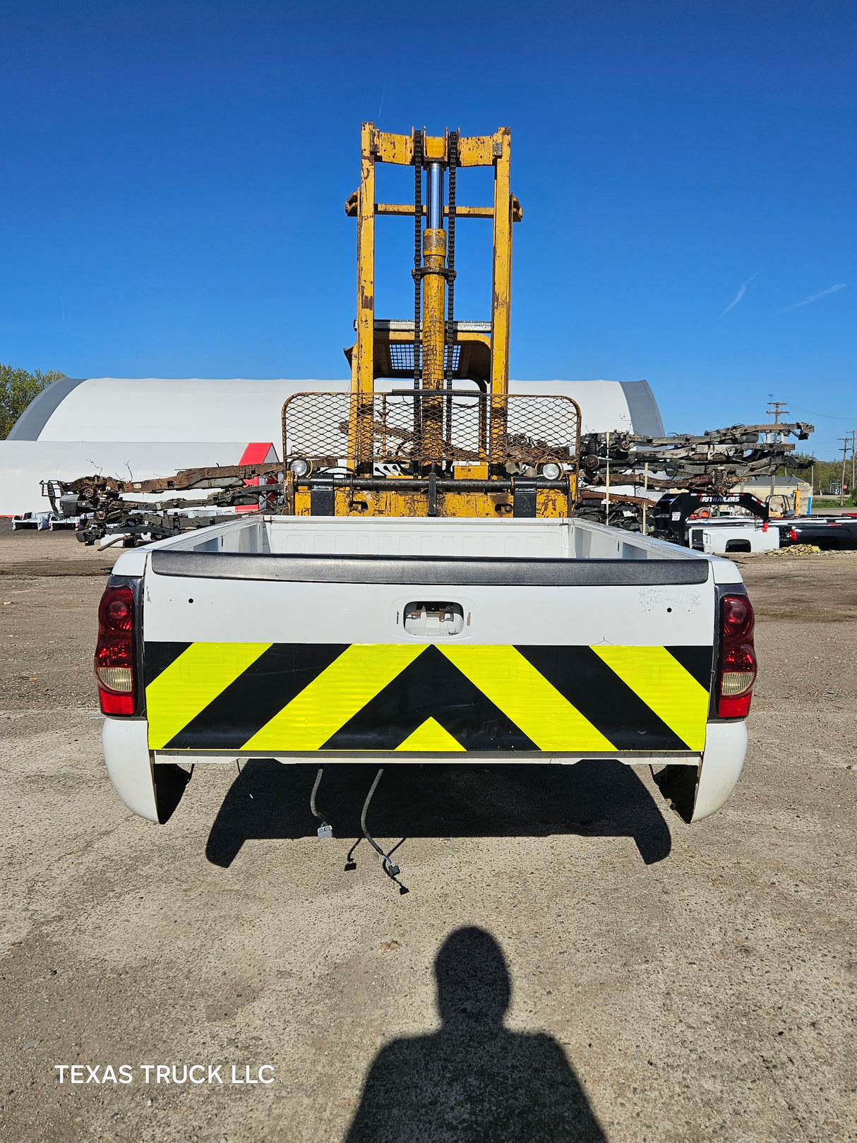1999-2007 Chevrolet Silverado / GMC Sierra 1500 2500 3500 HD 8' Long Bed Truck Bed and Tailgate