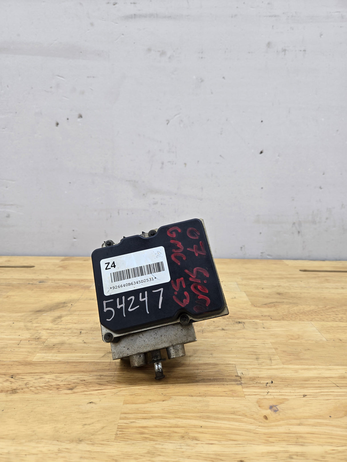 2007 Chevrolet Silverado / GMC Sierra 1500 ABS Pump Module Control Assembly