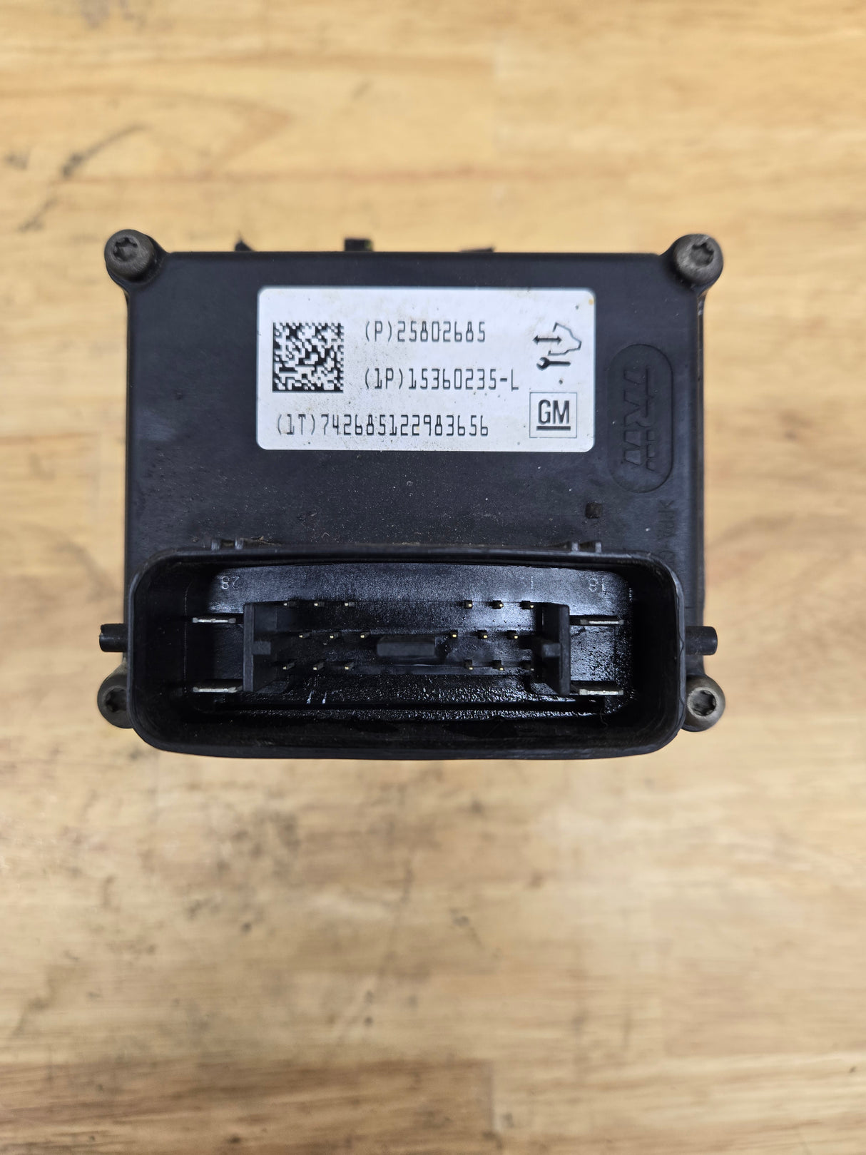 2009-2014 Chevrolet Silverado / GMC Sierra 1500 ABS Pump Module Control Assembly