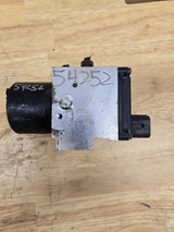 2009-2014 Chevrolet Silverado / GMC Sierra 1500 ABS Pump Module Control Assembly