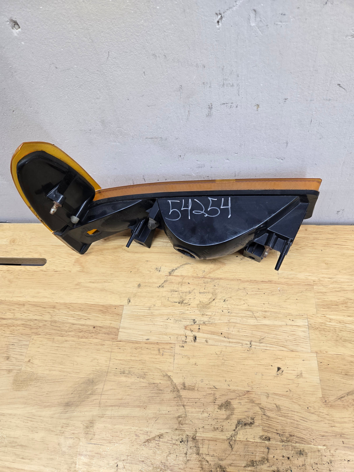 1999-2001 Ford Super Duty F250 F350 LH Driver Side OEM Turn Signal Parking Light Assembly