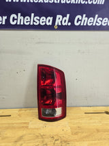 2002-2006 Dodge Ram 1500 2500 3500 RH Passenger Side Tail Light