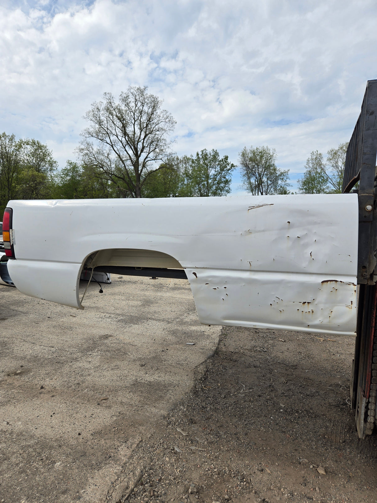 1999-2007 Chevrolet Silverado / GMC Sierra 1500 2500 3500 HD 8' Long Bed Truck Bed
