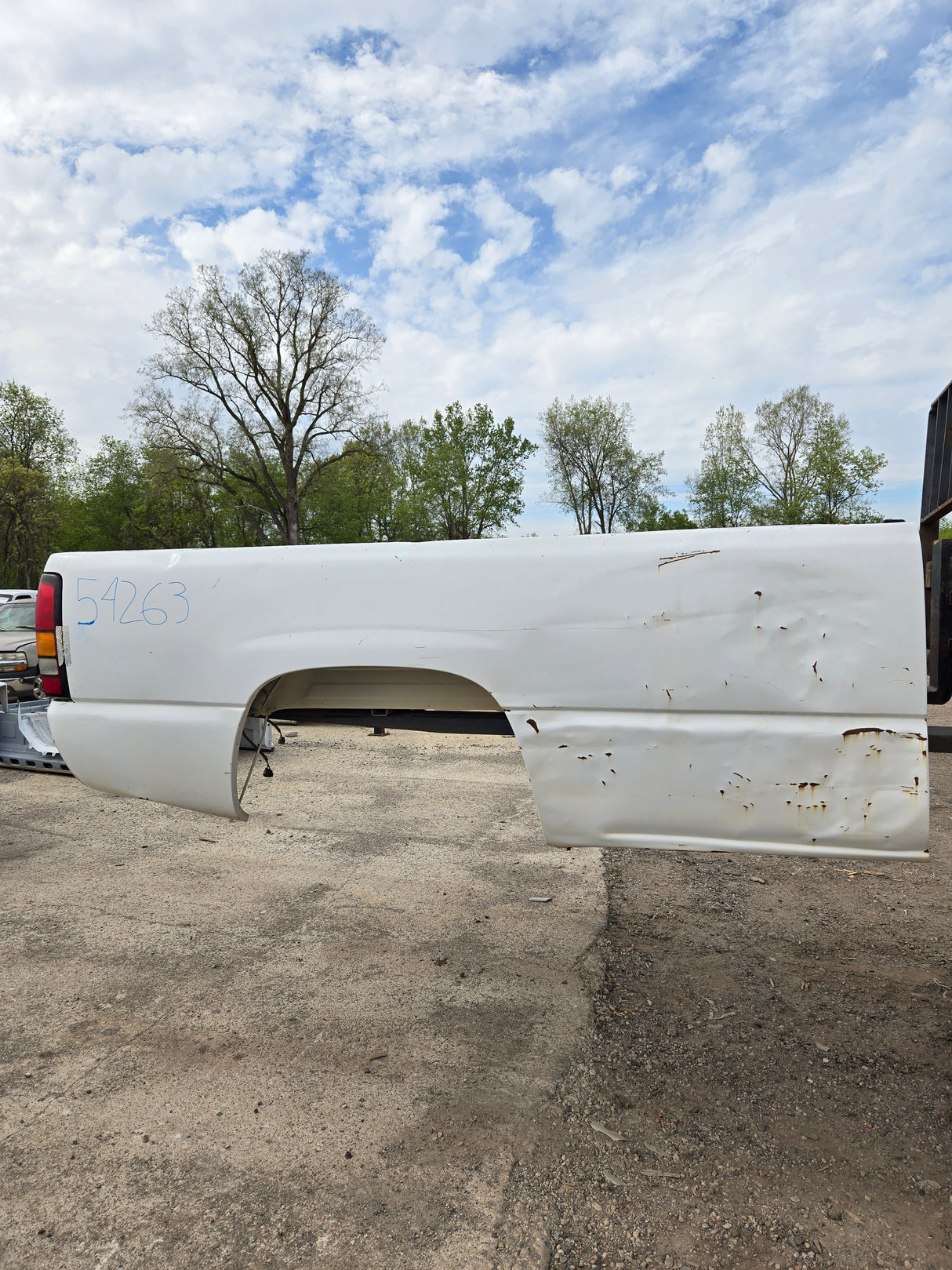 1999-2007 Chevrolet Silverado / GMC Sierra 1500 2500 3500 HD 8' Long Bed Truck Bed