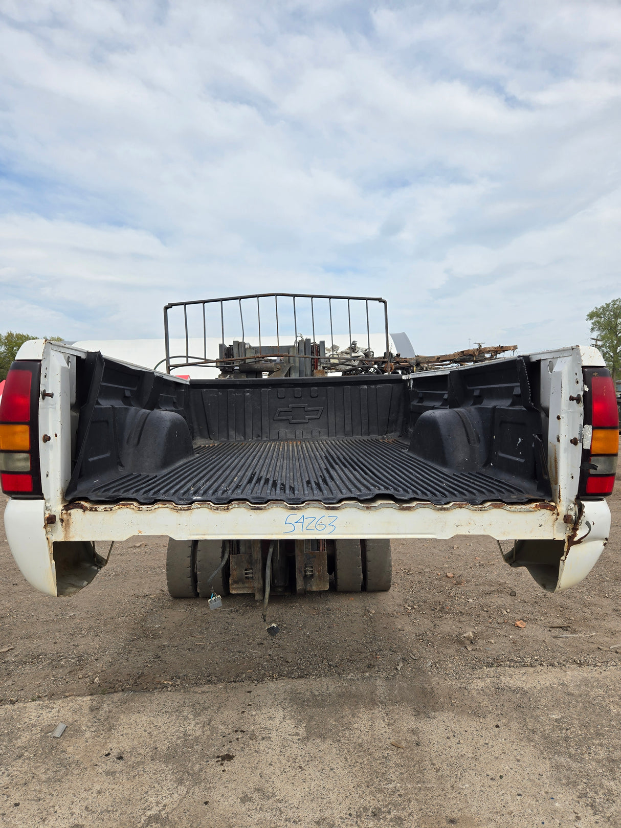 1999-2007 Chevrolet Silverado / GMC Sierra 1500 2500 3500 HD 8' Long Bed Truck Bed