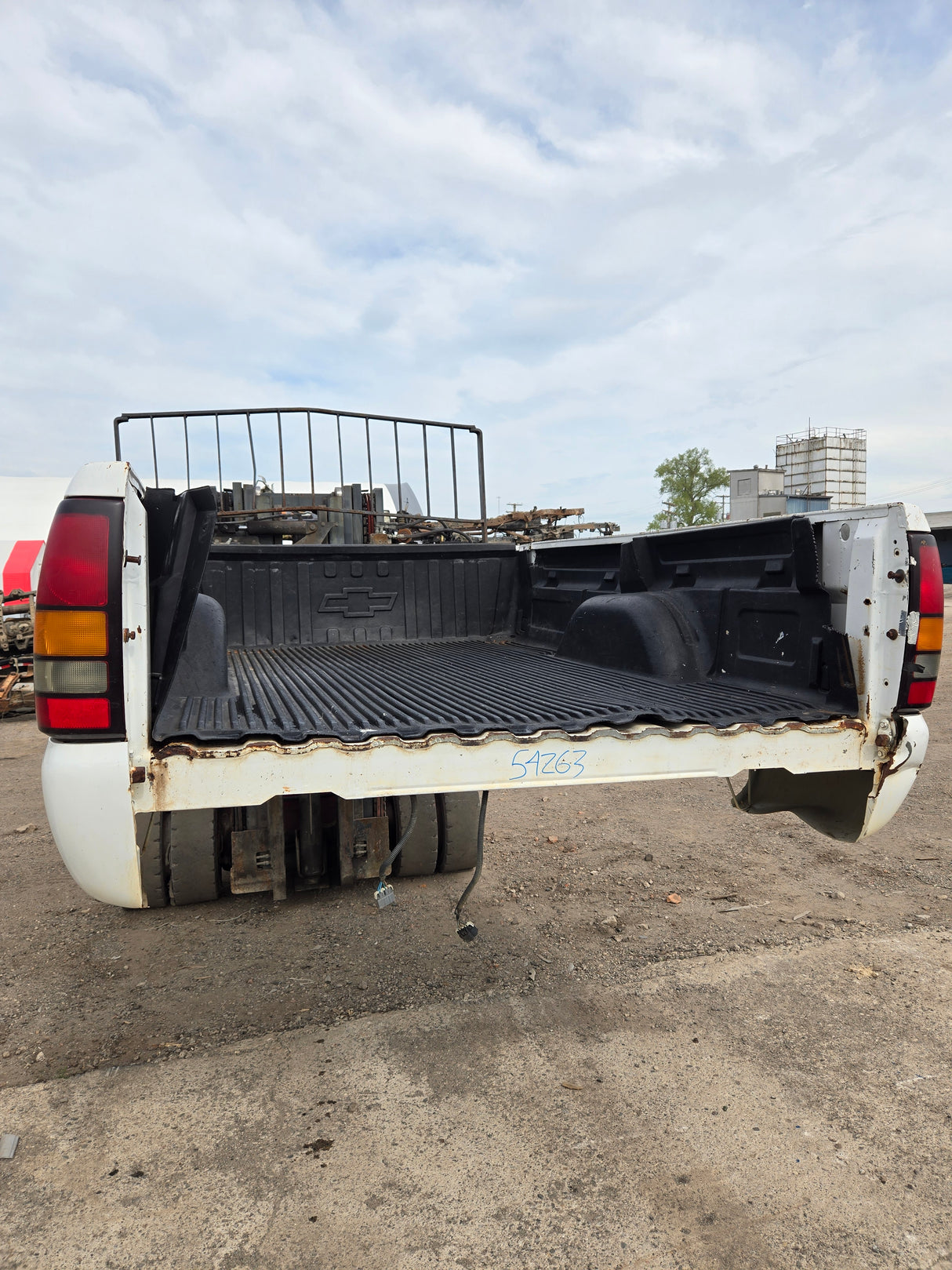 1999-2007 Chevrolet Silverado / GMC Sierra 1500 2500 3500 HD 8' Long Bed Truck Bed