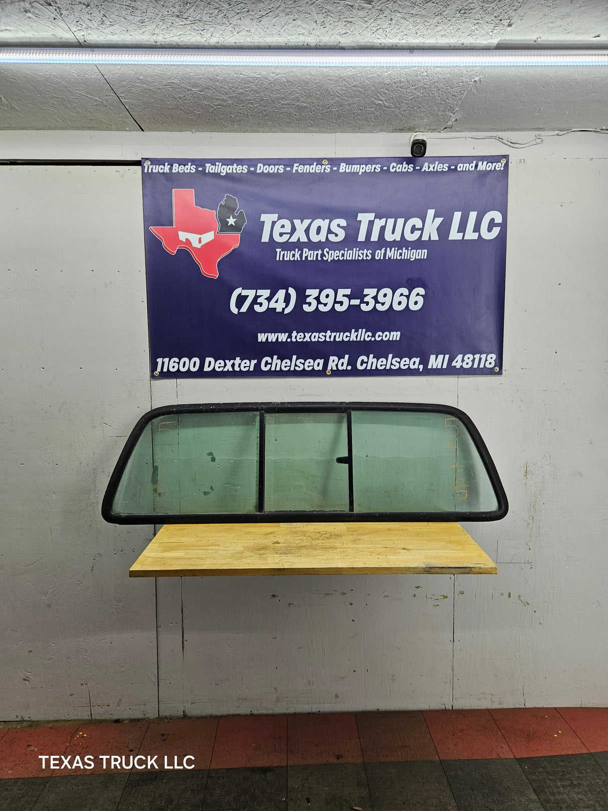 1999-2007 Ford Super Duty Sliding Rear Window F250 F350 F450 F550