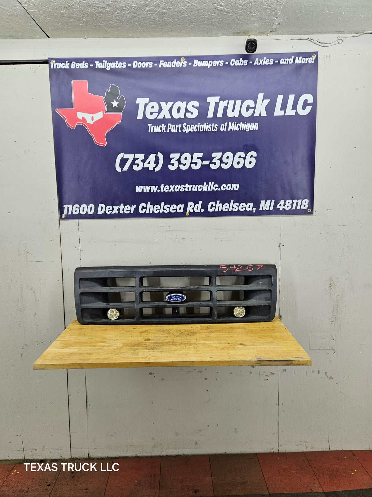 1992-1997 Ford F150 F250 F350 F450 F550 Grill