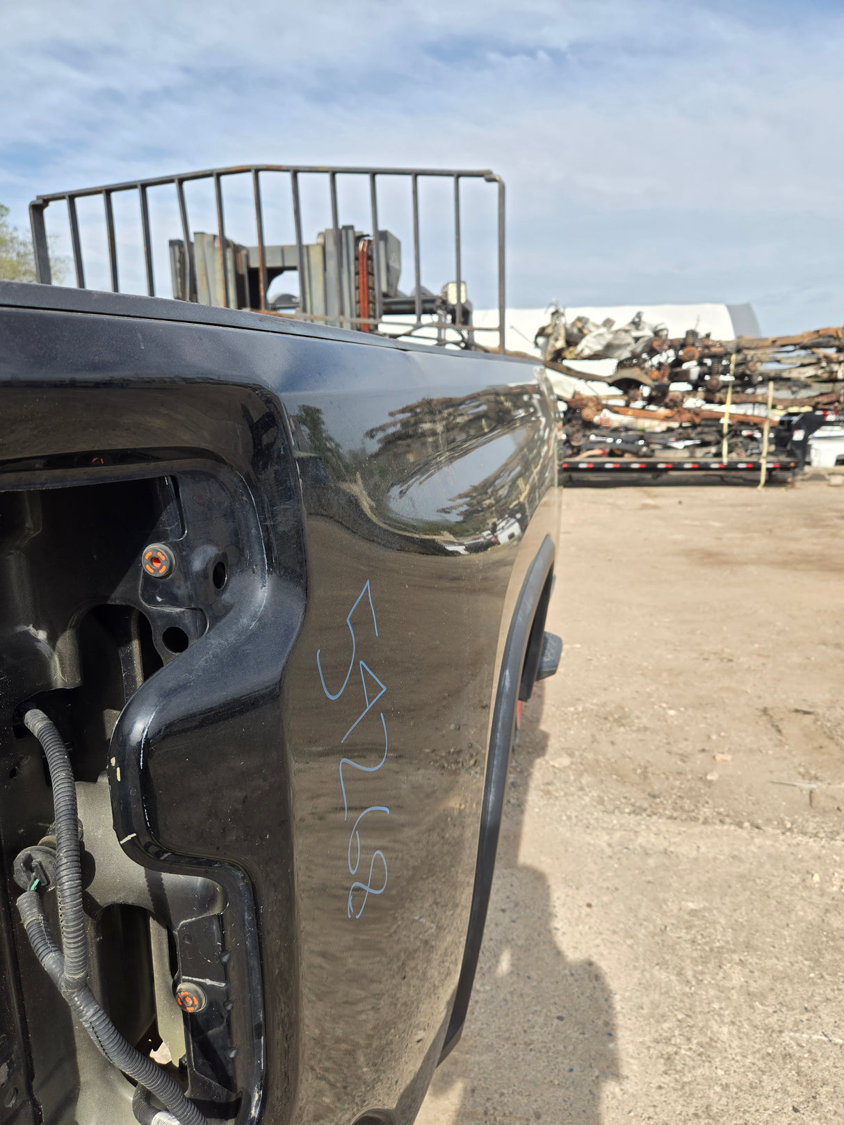 2019-2025 Chevrolet Silverado 2500 3500 HD 6' 6" Short Truck Bed