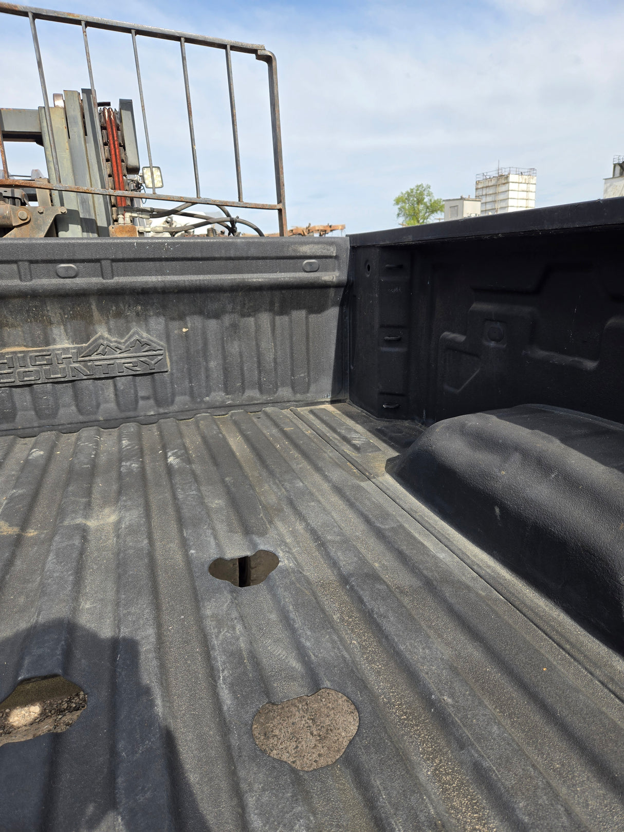 2019-2025 Chevrolet Silverado 2500 3500 HD 6' 6" Short Truck Bed