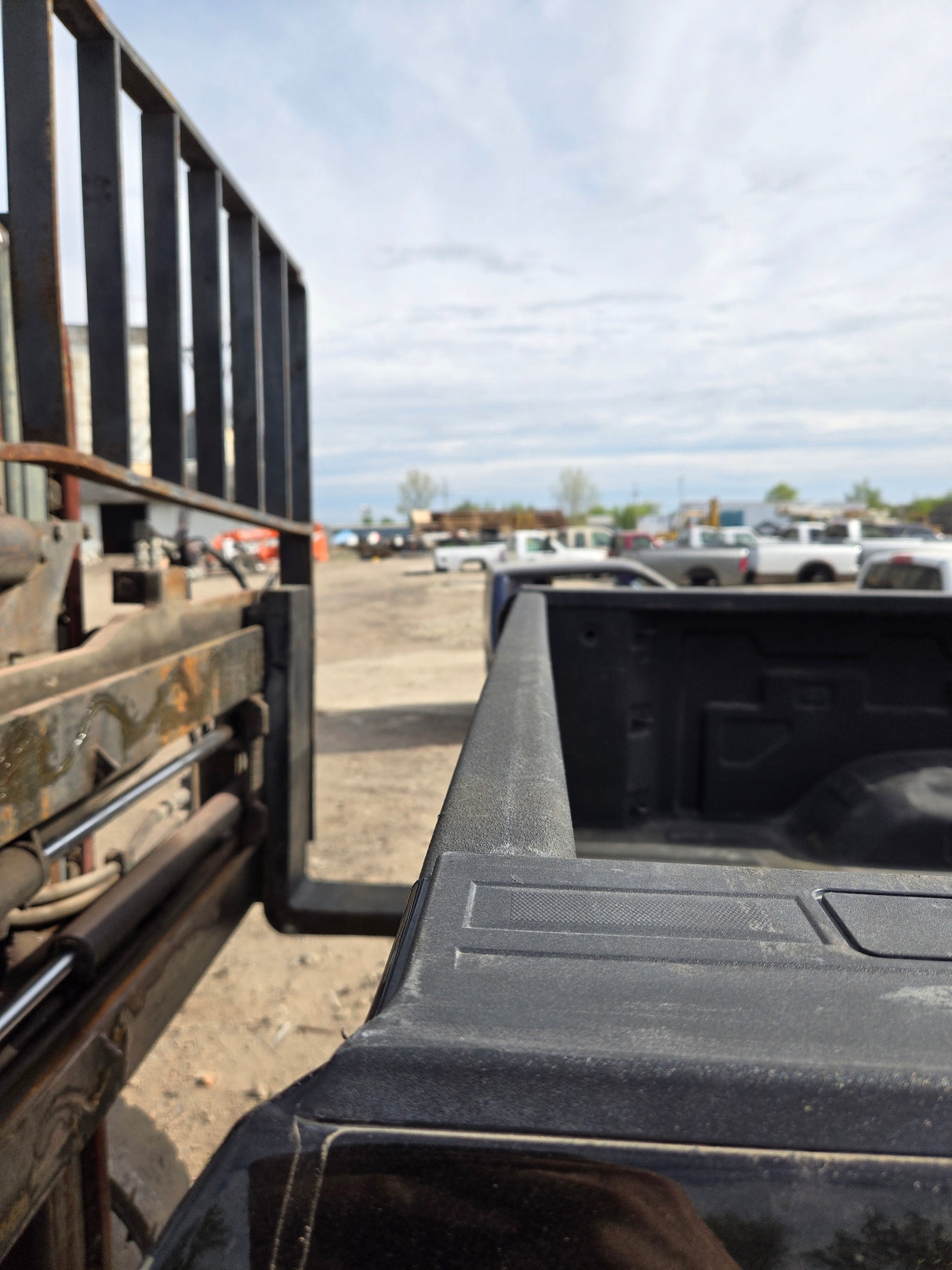 2019-2025 Chevrolet Silverado 2500 3500 HD 6' 6" Short Truck Bed