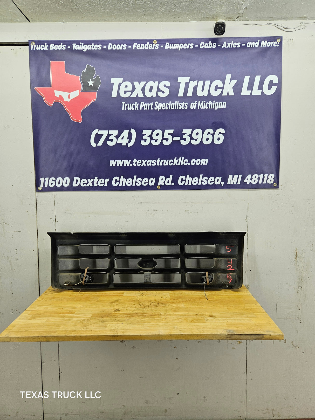 1992-1997 Ford F150 F250 F350 F450 F550 Grill