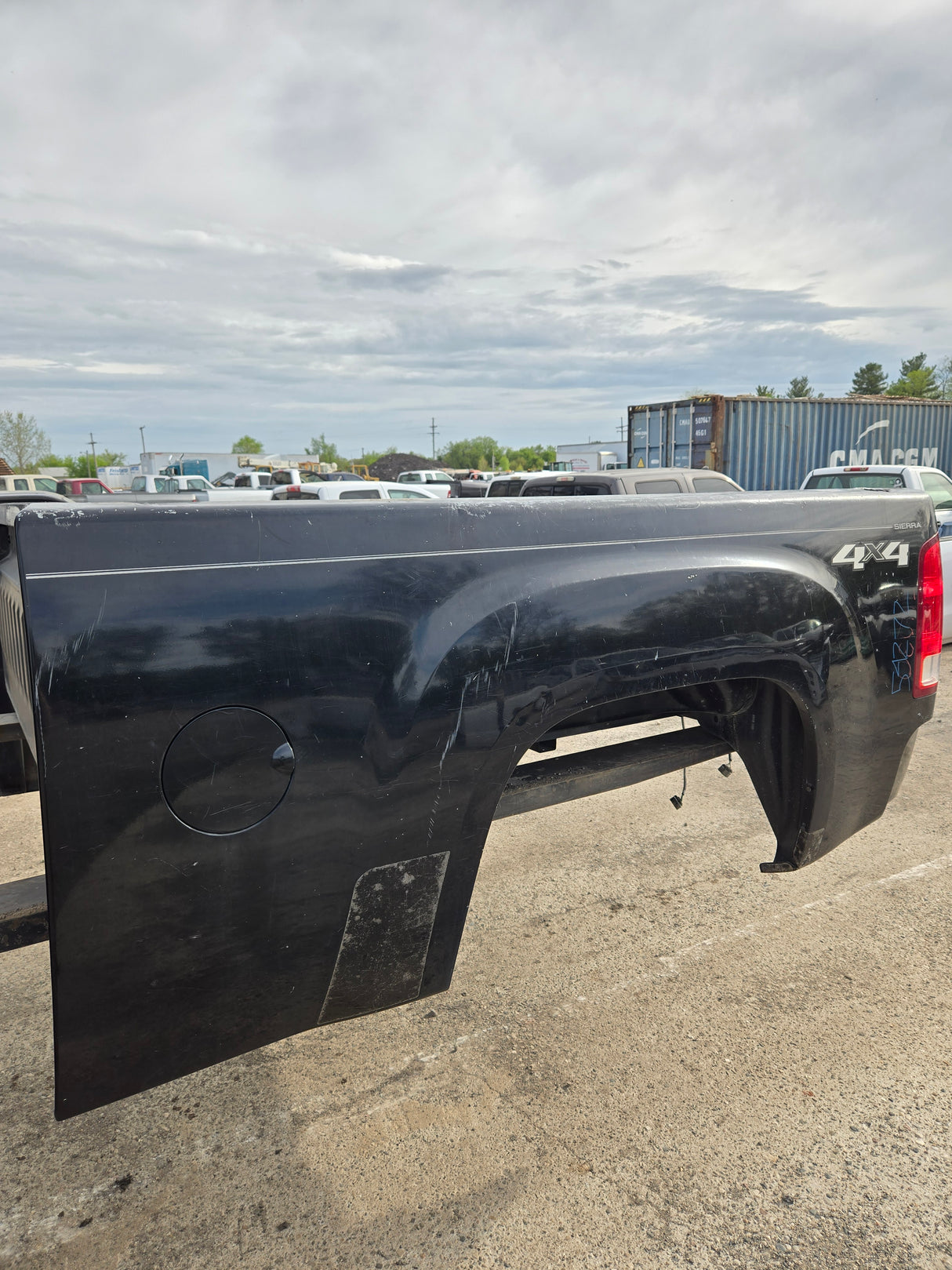 2007-2013 GMC Sierra 1500 2500 3500 HD 6' 6" Short Truck Bed