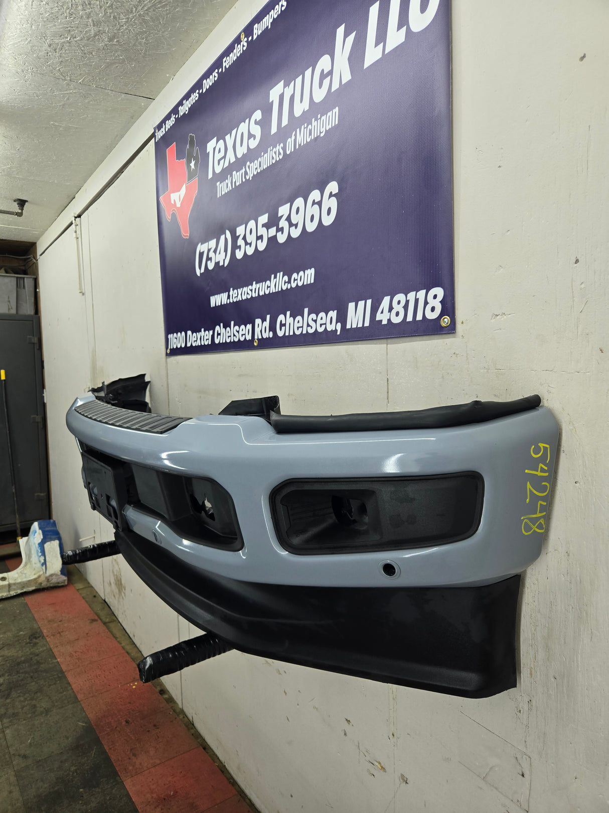 2023-2025 Ford Super Duty F250 F350 Front Bumper with front sensor holes/adaptive cruise