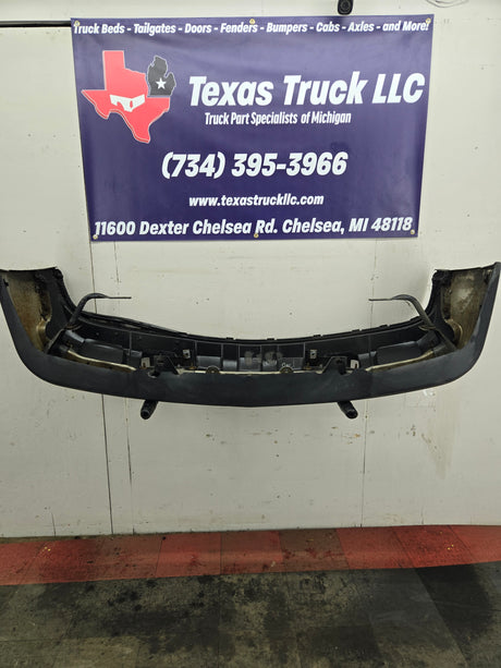 2003-2007 Chevrolet Silverado 1500 'Cateye' Front Bumper