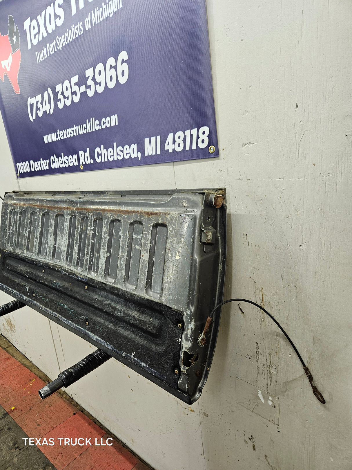 1997-2003 F150 / 1999-2007 Ford Super Duty Tailgate F250 F350 F450 F550