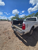2011 Ford F-250 Super Duty Crew Cab Long Bed 8' 4x4 6.2L Gas - FULL PART OUT