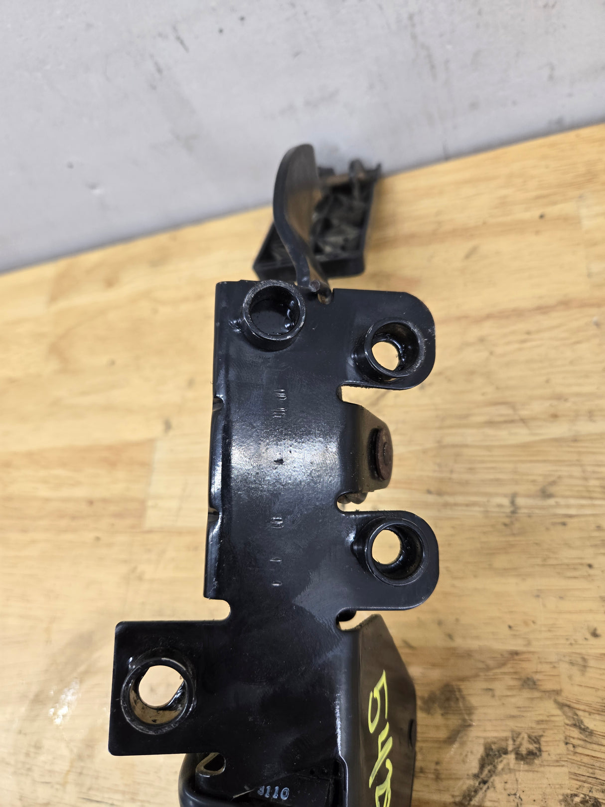 1999-2001 Ford Super Duty Accelerator Pedal F81Z-9F836-AB F250 F350 F450 F550