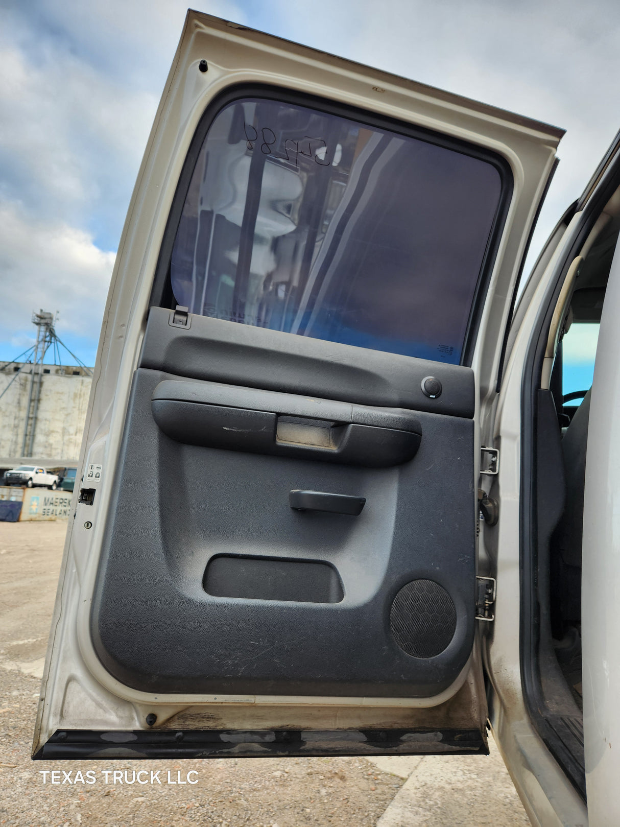 2007-2013 Chevrolet Silverado / GMC Sierra 1500 2500 3500 HD Crew Cab