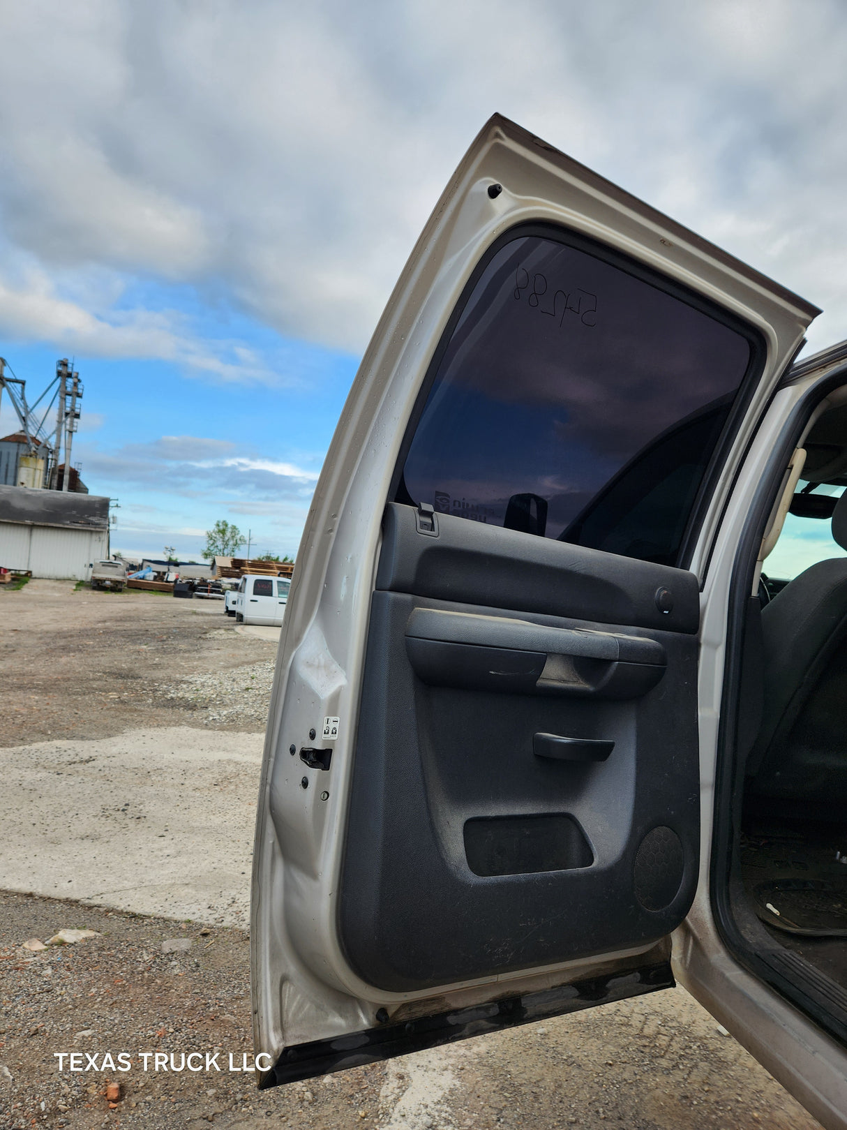 2007-2013 Chevrolet Silverado / GMC Sierra 1500 2500 3500 HD Crew Cab