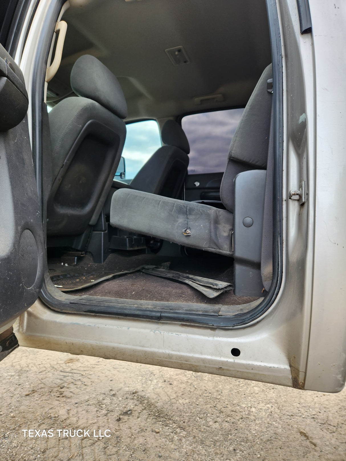 2007-2013 Chevrolet Silverado / GMC Sierra 1500 2500 3500 HD Crew Cab