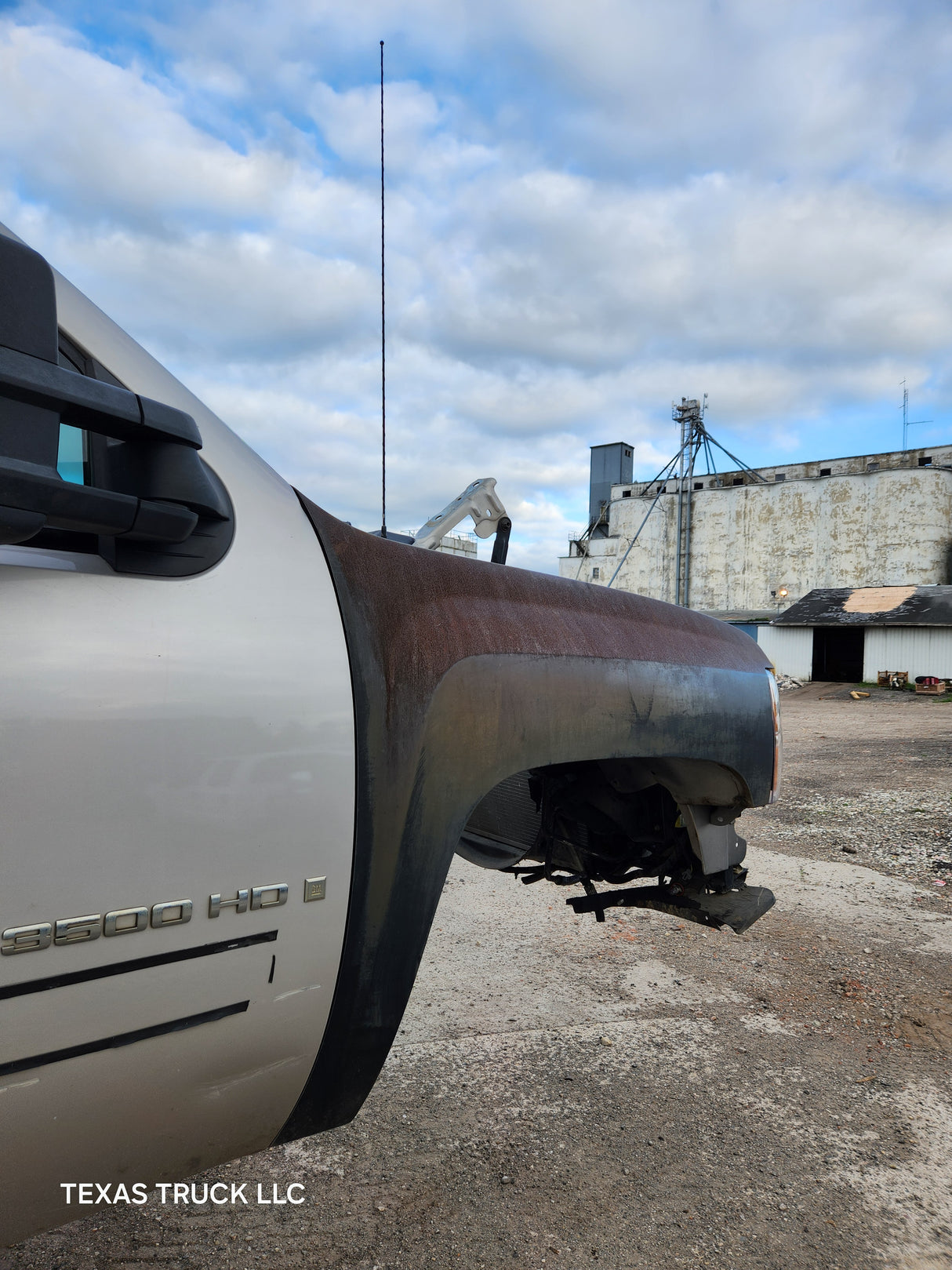 2007-2013 Chevrolet Silverado / GMC Sierra 1500 2500 3500 HD Crew Cab
