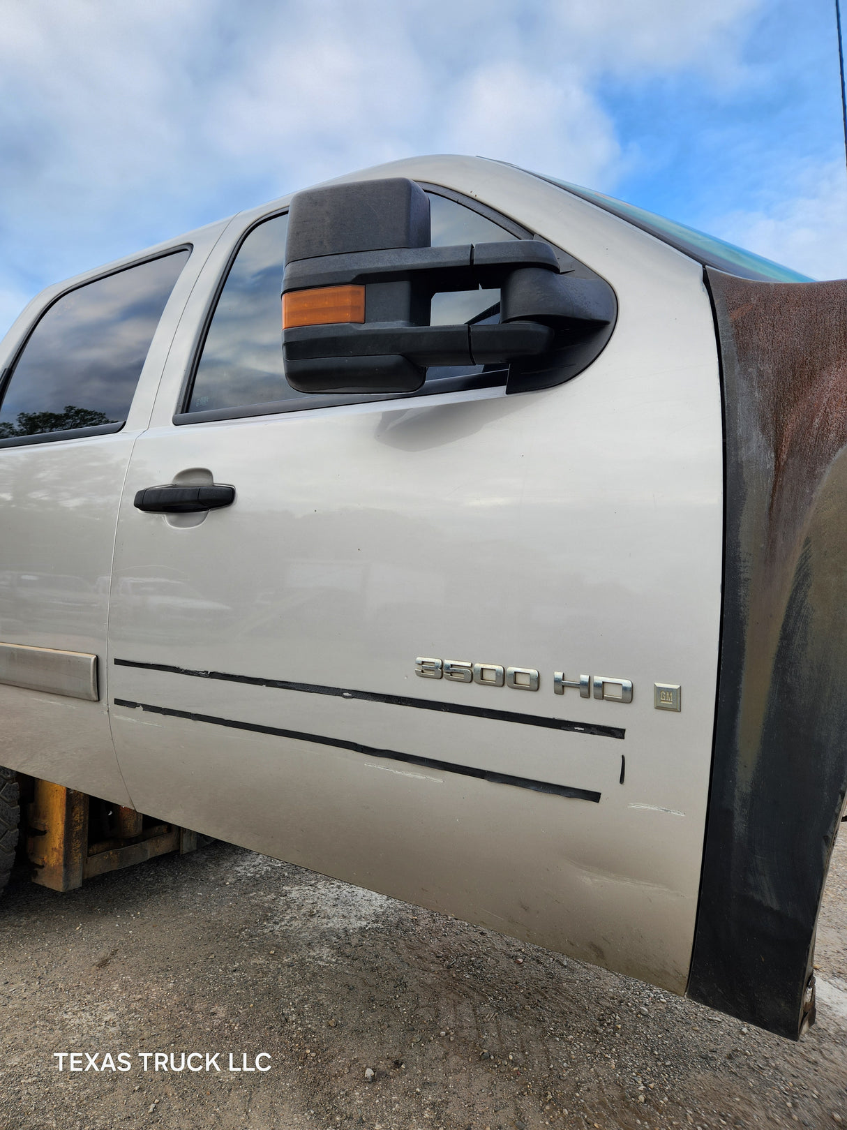 2007-2013 Chevrolet Silverado / GMC Sierra 1500 2500 3500 HD Crew Cab