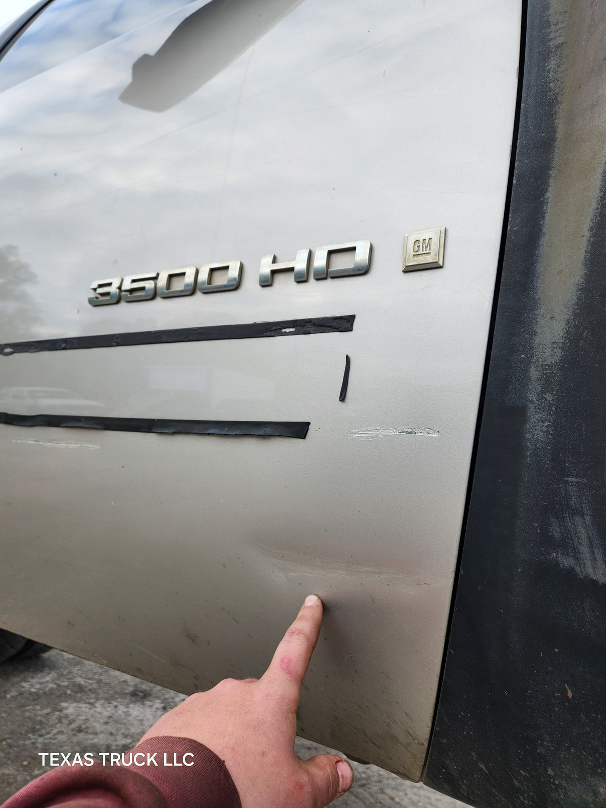 2007-2013 Chevrolet Silverado / GMC Sierra 1500 2500 3500 HD Crew Cab