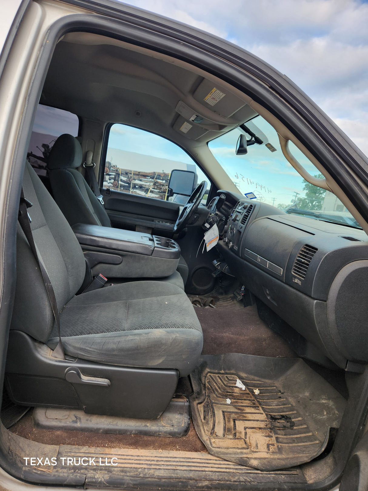 2007-2013 Chevrolet Silverado / GMC Sierra 1500 2500 3500 HD Crew Cab