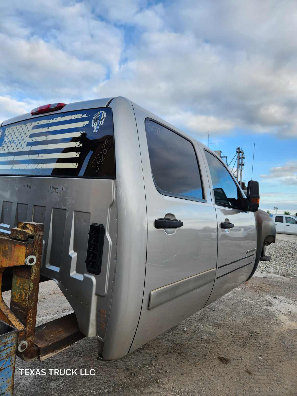 2007-2013 Chevrolet Silverado / GMC Sierra 1500 2500 3500 HD Crew Cab