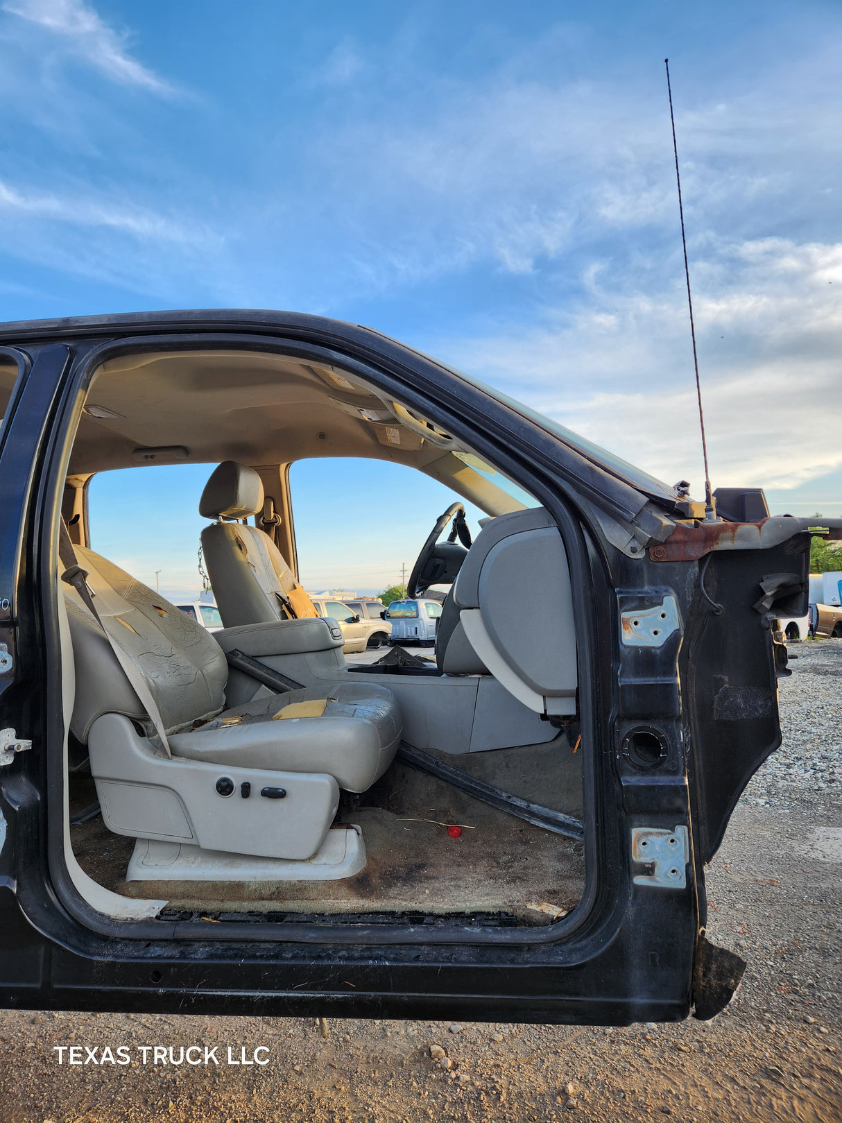 2007-2013 Chevrolet Silverado / GMC Sierra 1500 2500 3500 HD Crew Cab