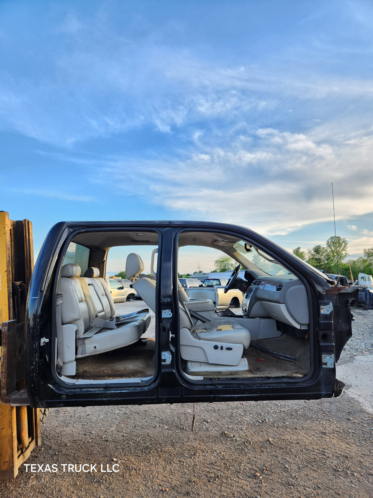 2007-2013 Chevrolet Silverado / GMC Sierra 1500 2500 3500 HD Crew Cab