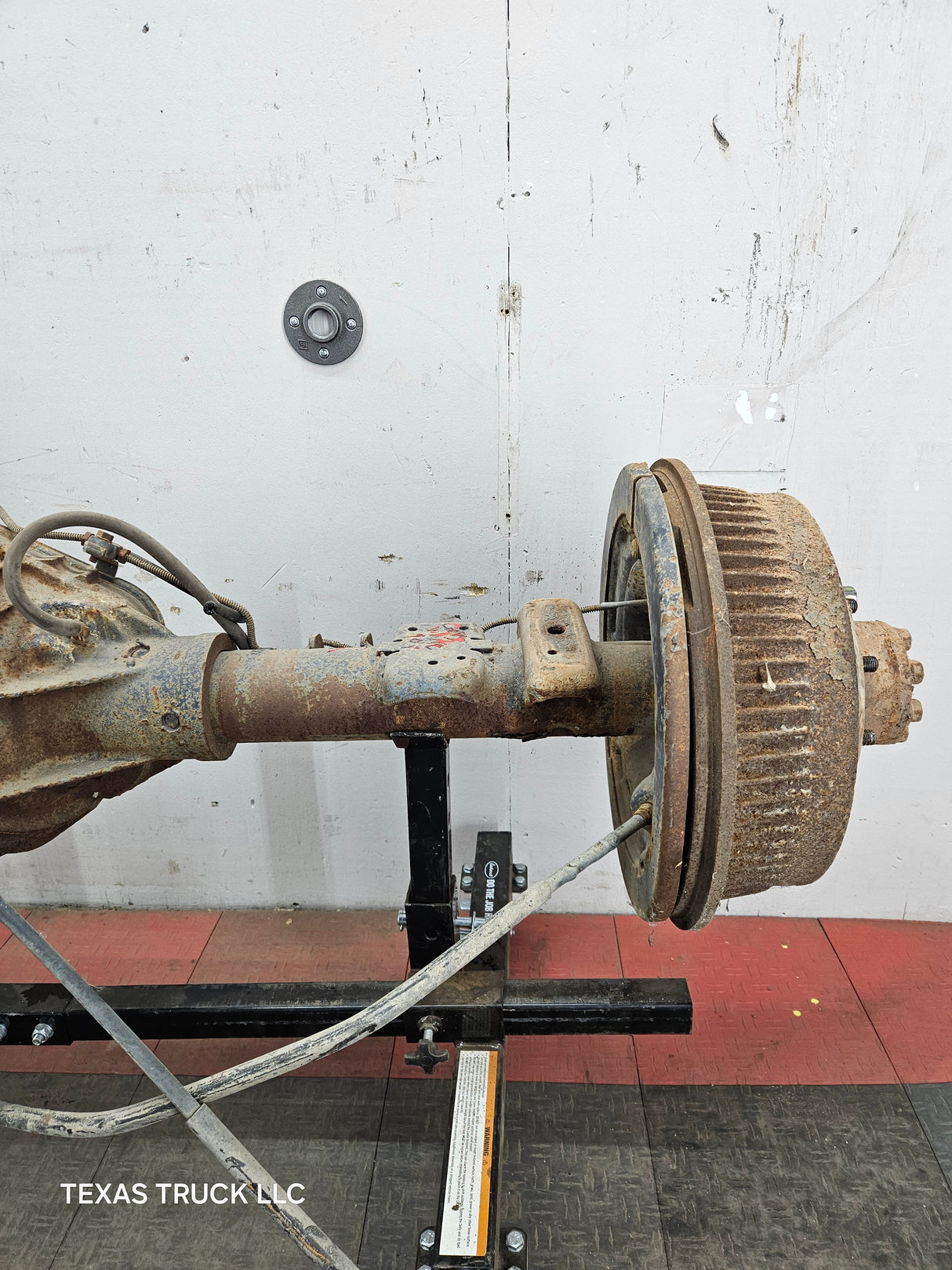 1992-2000 Chevrolet GMC C3500 Rear Axle 4.10 Gear Ratio G80 GT5 JB8