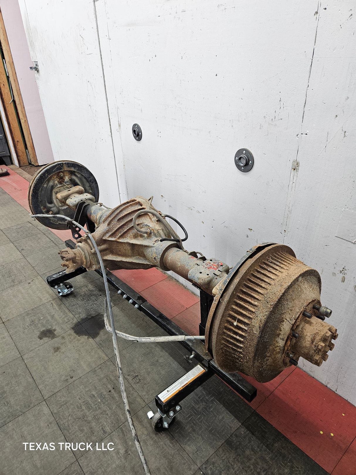 1992-2000 Chevrolet GMC C3500 Rear Axle 4.10 Gear Ratio G80 GT5 JB8