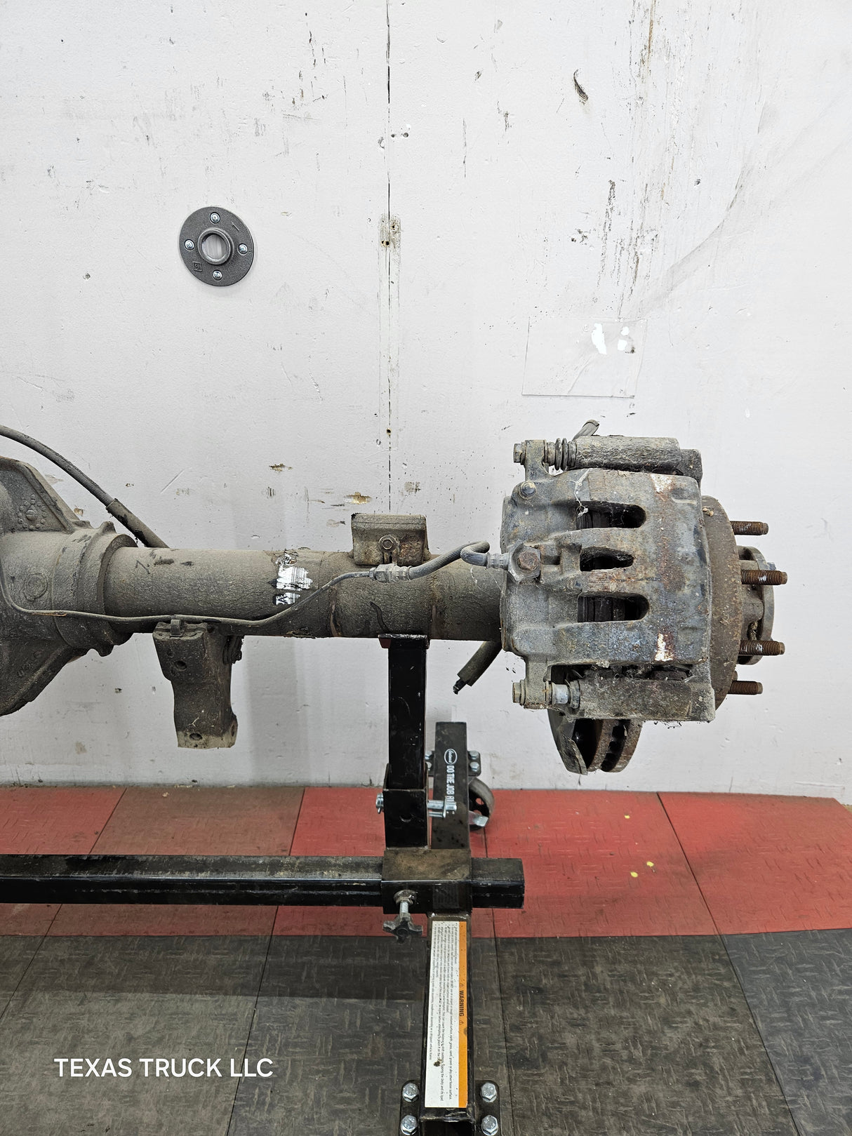 2005-2010 Ford Super Duty F250 F350 SRW Rear Axle 3.73 Gear Ratio