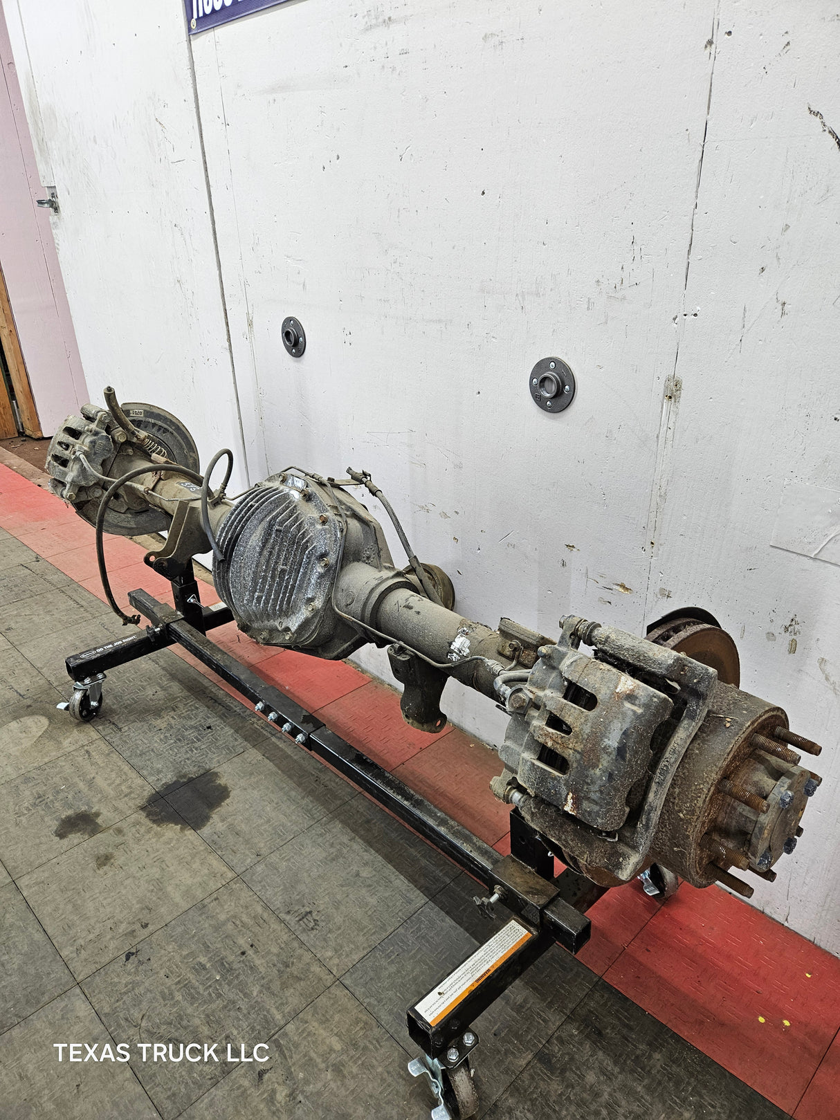 2005-2010 Ford Super Duty F250 F350 SRW Rear Axle 3.73 Gear Ratio