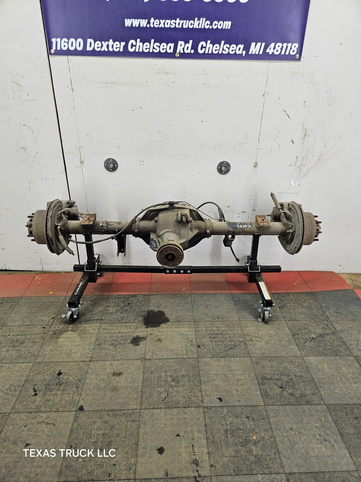 2005-2010 Ford Super Duty F250 F350 SRW Rear Axle 3.73 Gear Ratio