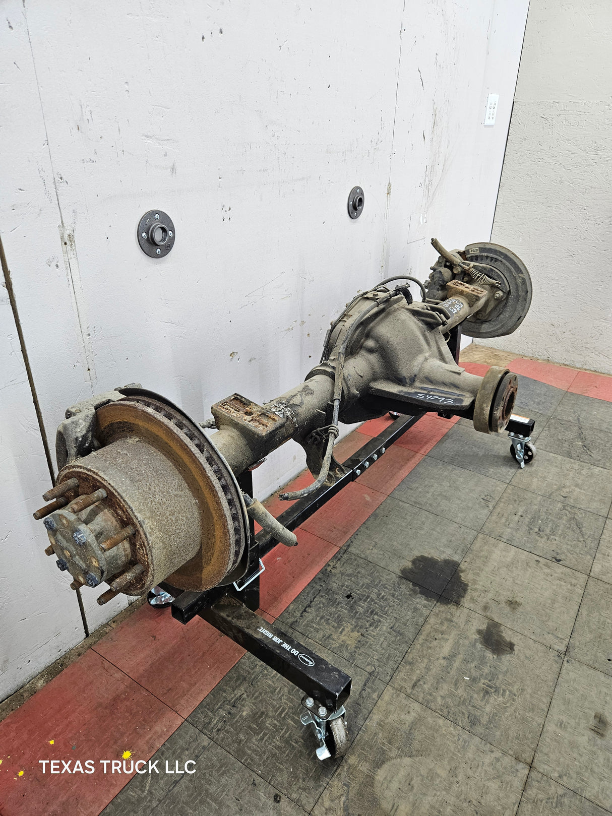 2005-2010 Ford Super Duty F250 F350 SRW Rear Axle 3.73 Gear Ratio