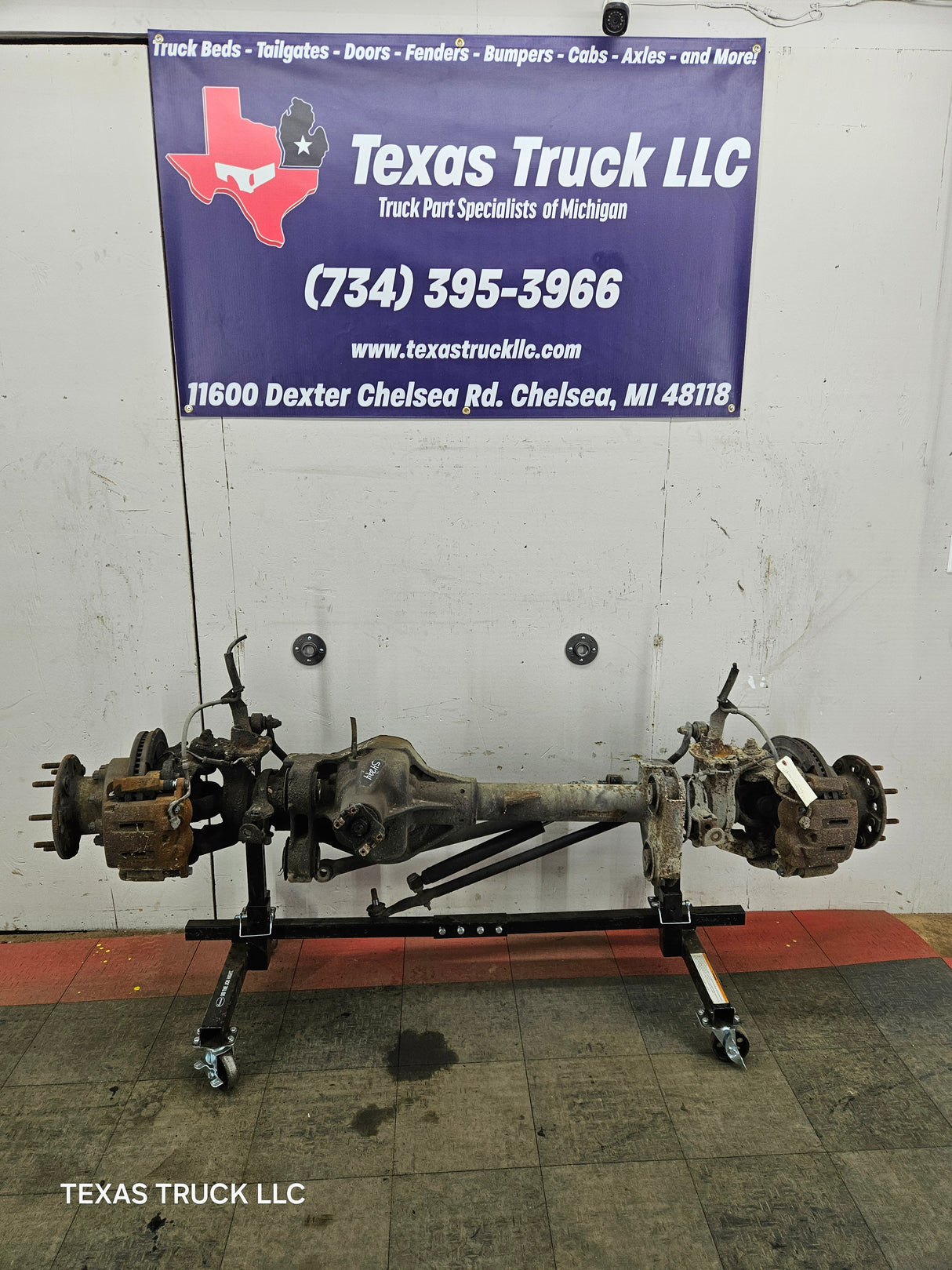 2005-2010 Ford Super Duty F350 DRW Dually FRONT Axle 4.30 Gear Ratio
