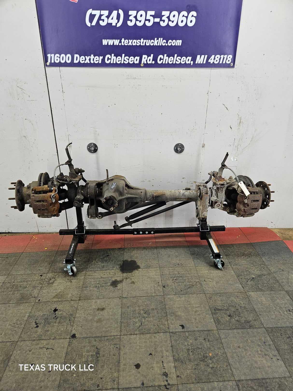 2005-2010 Ford Super Duty F350 DRW Dually FRONT Axle 4.30 Gear Ratio