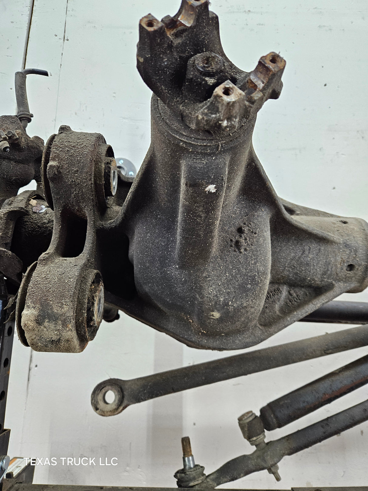 2005-2010 Ford Super Duty F350 DRW Dually FRONT Axle 4.30 Gear Ratio