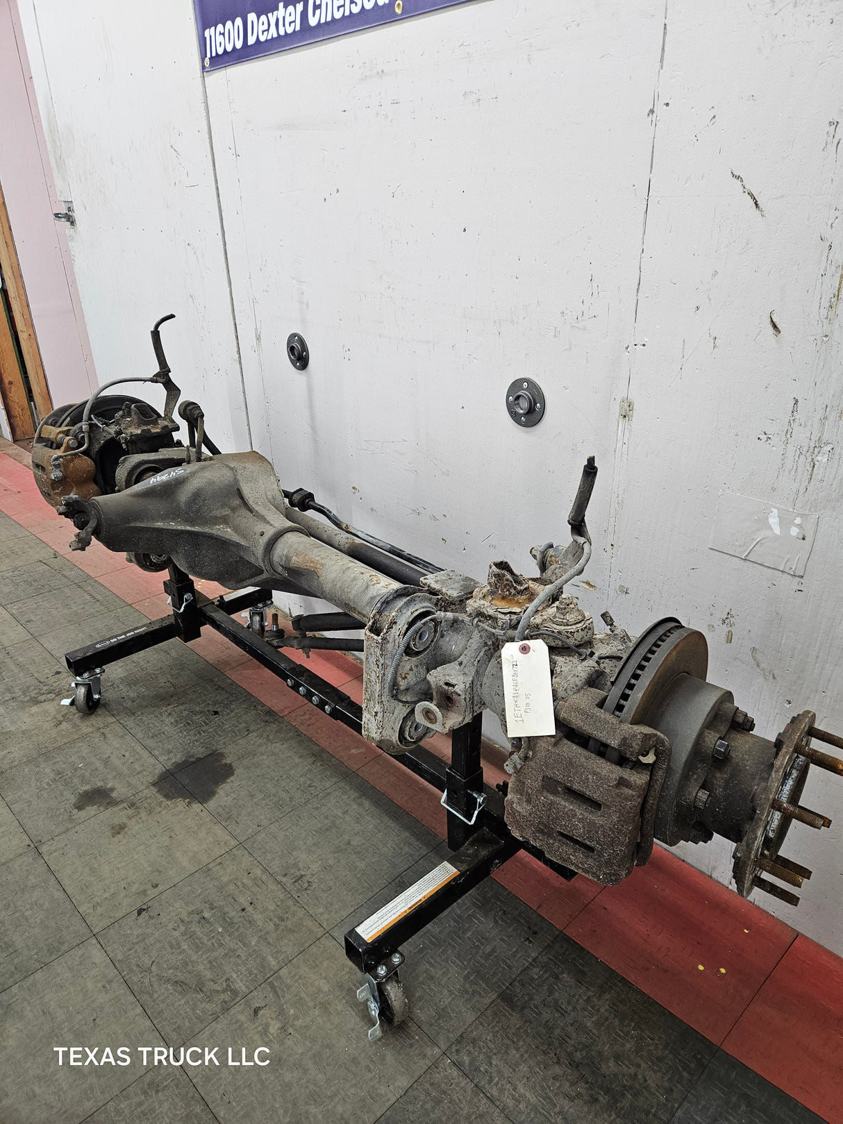 2005-2010 Ford Super Duty F350 DRW Dually FRONT Axle 4.30 Gear Ratio