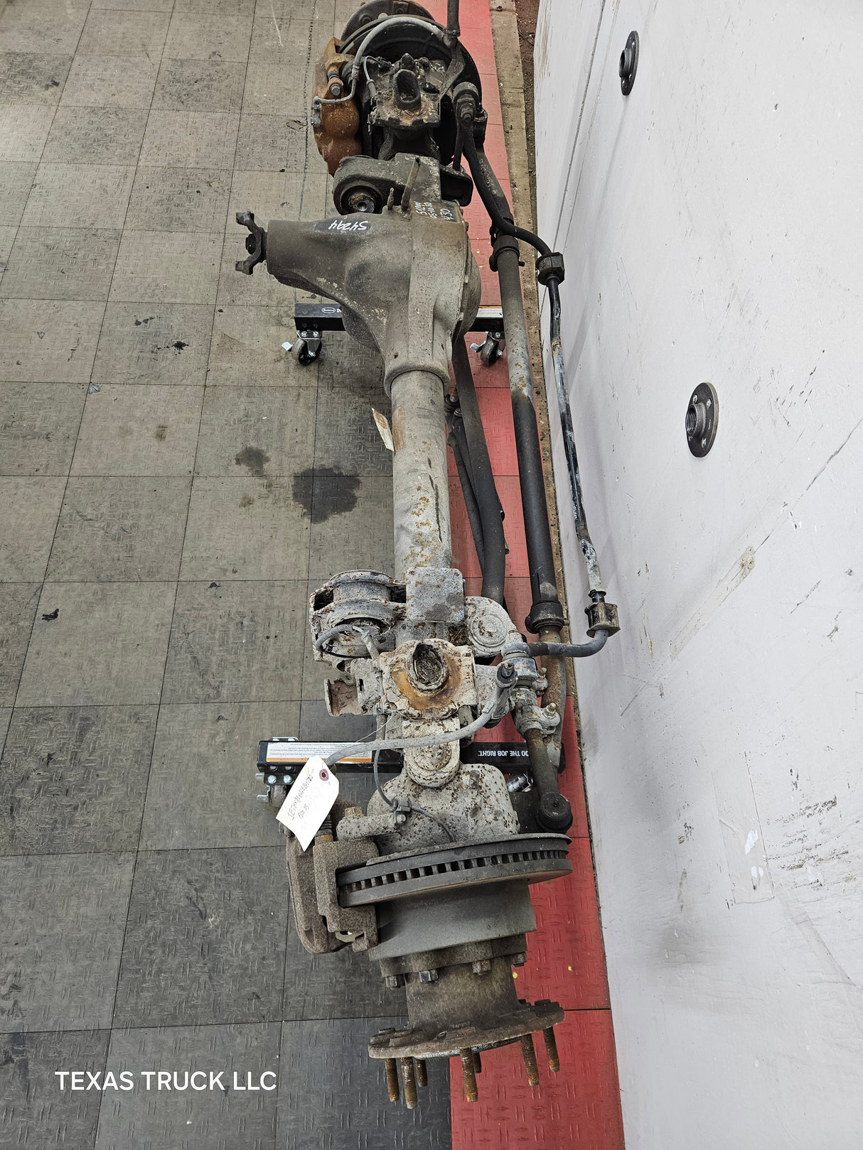 2005-2010 Ford Super Duty F350 DRW Dually FRONT Axle 4.30 Gear Ratio