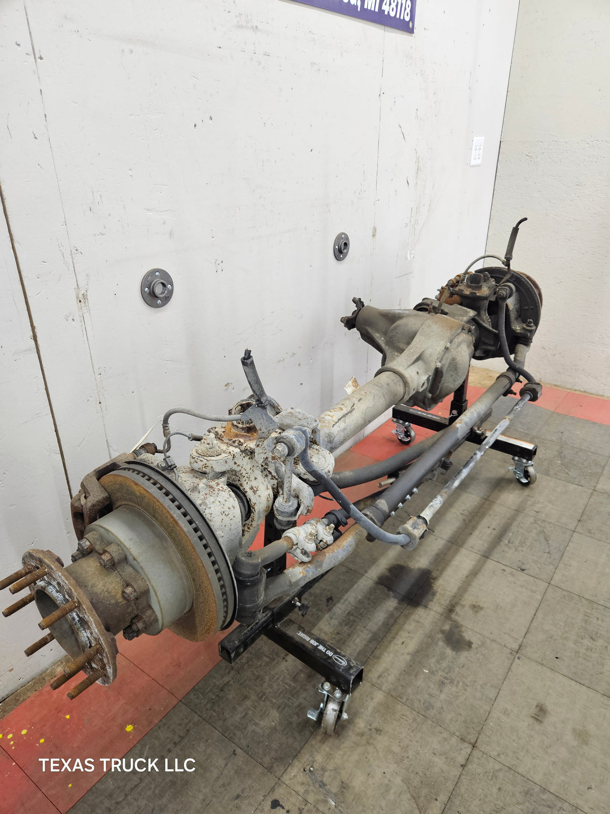 2005-2010 Ford Super Duty F350 DRW Dually FRONT Axle 4.30 Gear Ratio
