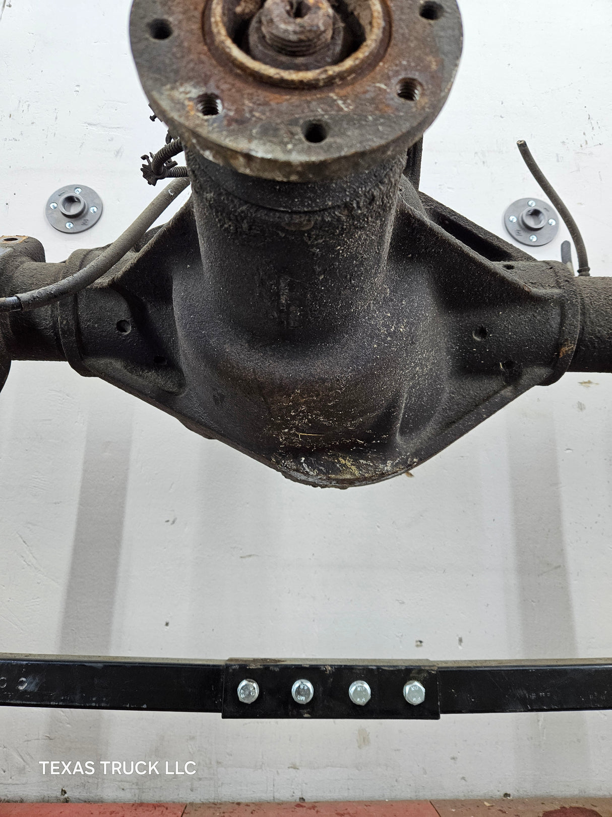 2005-2007 Ford Super Duty F350 DRW Dually Rear Axle 4.30 Gear Ratio