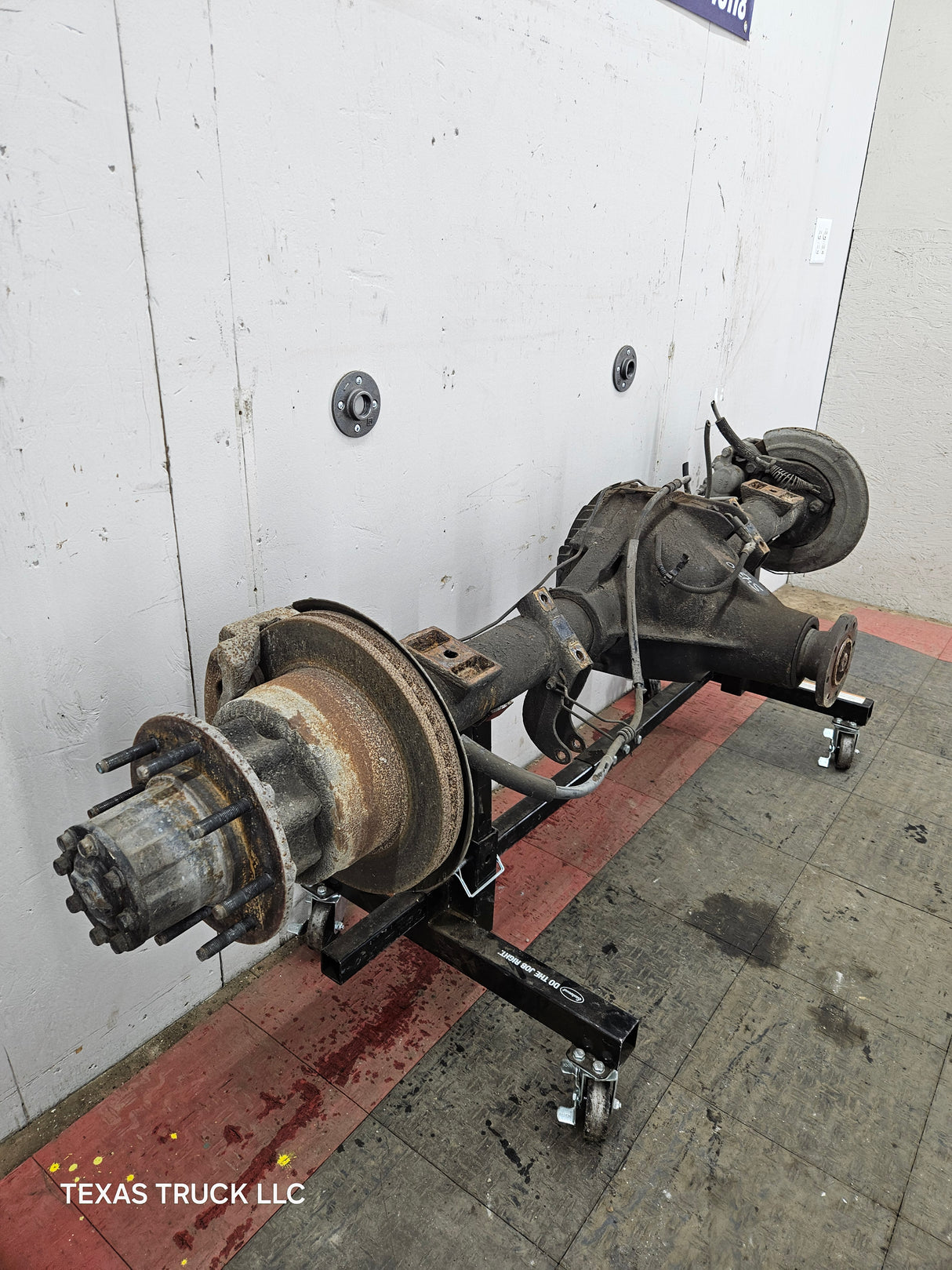 2005-2007 Ford Super Duty F350 DRW Dually Rear Axle 4.30 Gear Ratio