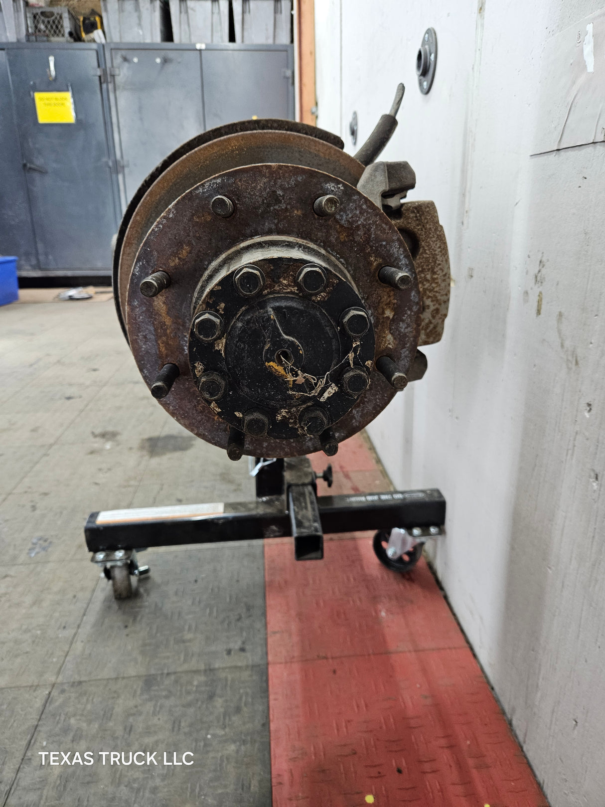 2005-2007 Ford Super Duty F350 DRW Dually Rear Axle 4.30 Gear Ratio
